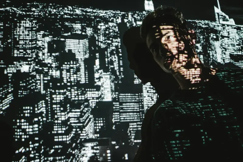 When Digital Worlds Collide: Personal Injury Law in the Age of VR, Smart Buildings, and Autonomous Devices When Digital Worlds Collide: Personal Injury Law in the Age of VR, Smart Buildings, and Autonomous Devices