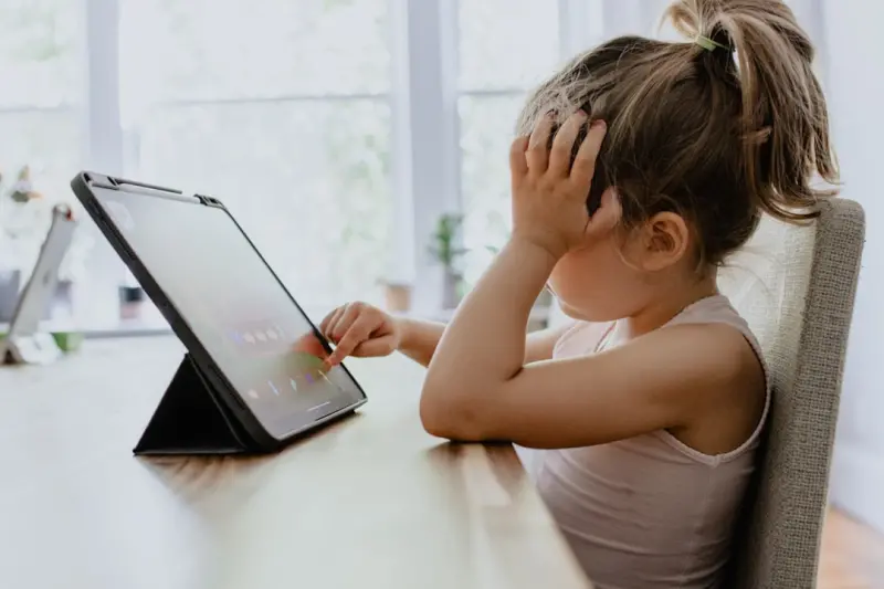 Digital Parenting Plans: Winning Child Custody in the Tech Age Digital Parenting Plans: Winning Child Custody in the Tech Age