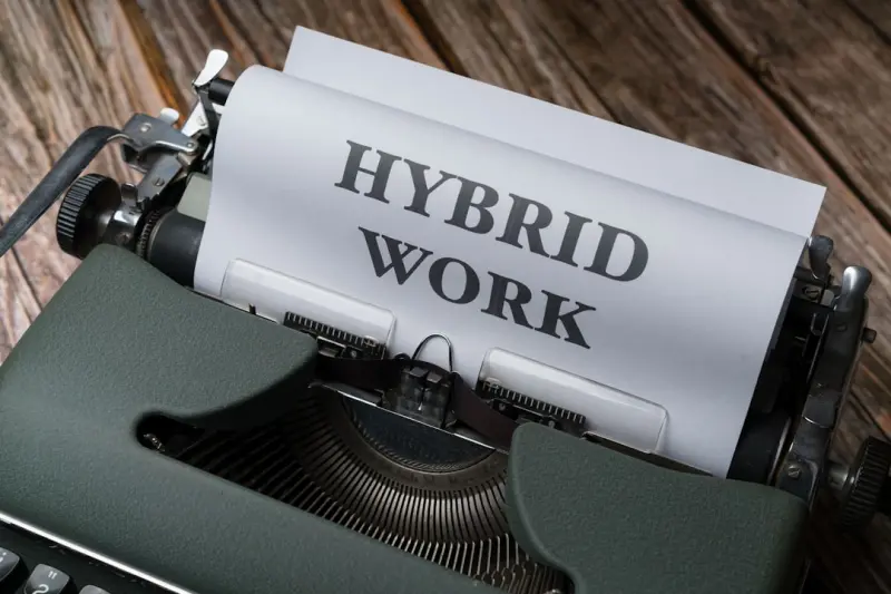 Hybrid Work Contracts: Balancing Flexibility with Legal Compliance