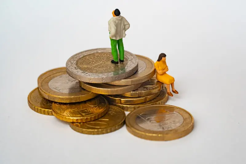 Rebuilding Your Financial Identity After Divorce