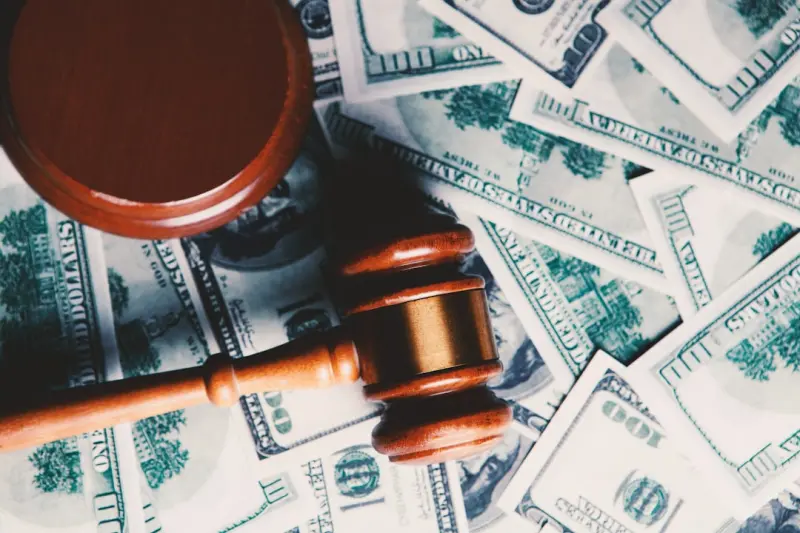 Embedded Insurance in FinTech: Legal Pitfalls and Opportunities