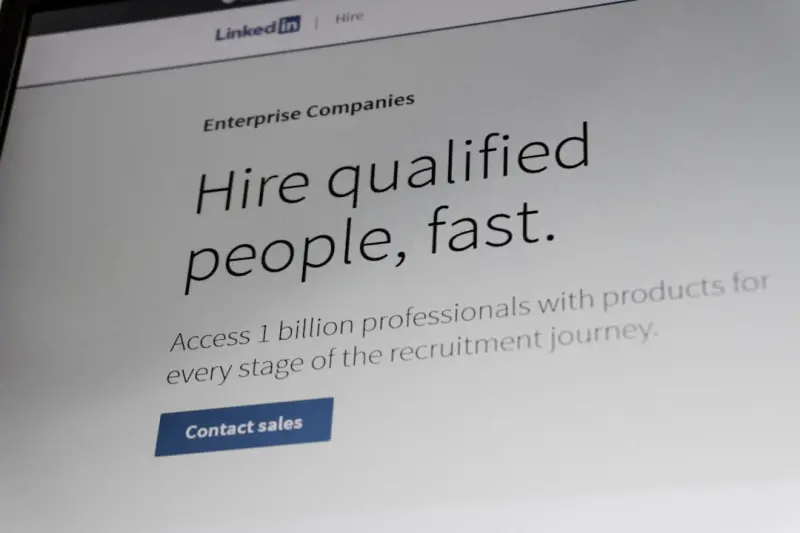 Redefining Employee Status in the Distributed SaaS Workforce