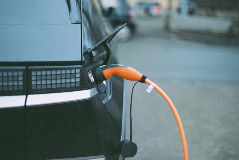 Plug‑In Power: Legal Roadblocks to Vehicle‑to‑Grid Integration