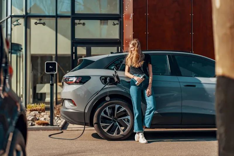 Electric Vehicle Battery Leasing: Unpacking the Legal Quagmire Electric Vehicle Battery Leasing: Unpacking the Legal Quagmire