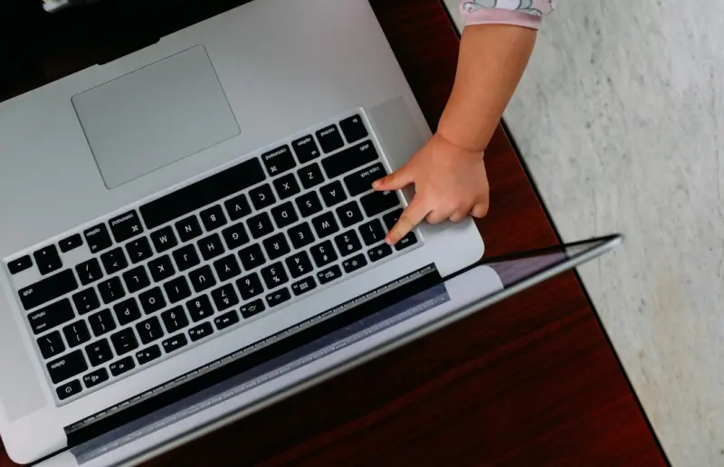 Navigating Child Custody in the Digital Age: Practical Strategies for Modern Co‑Parents