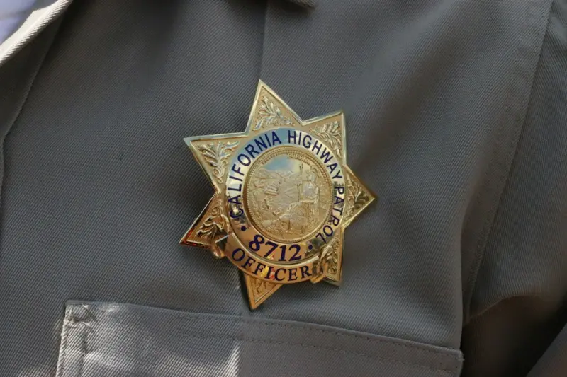 Beyond the Badge: Criminal Law Confronts AI‑Driven Surveillance